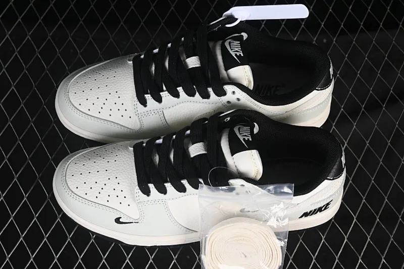 All categories Nk SB Dunk Series Nk SB Dunk Low High-end customized low-top sneakers Nike SB Dunk Low joint matcha green and black hook Anniversary high-end customized low-top casual sneakers JP1628-057